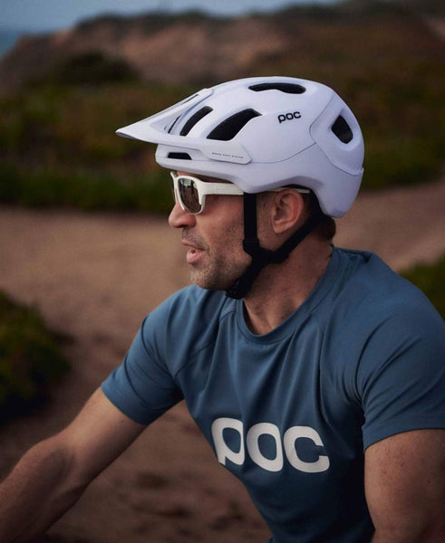 POC Casco Axion Spin MTB